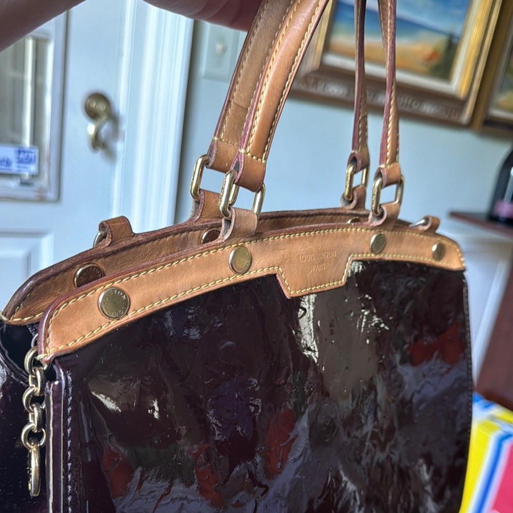 Louis Vuitton Elegant Burgundy Vintage Patent Leather Handbag Purse handbag tote - Picture 4 of 10